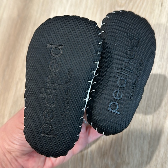 Pediped leather sandals size 0-8 months. Worn once. Bundle for discount - Picture 2 of 3